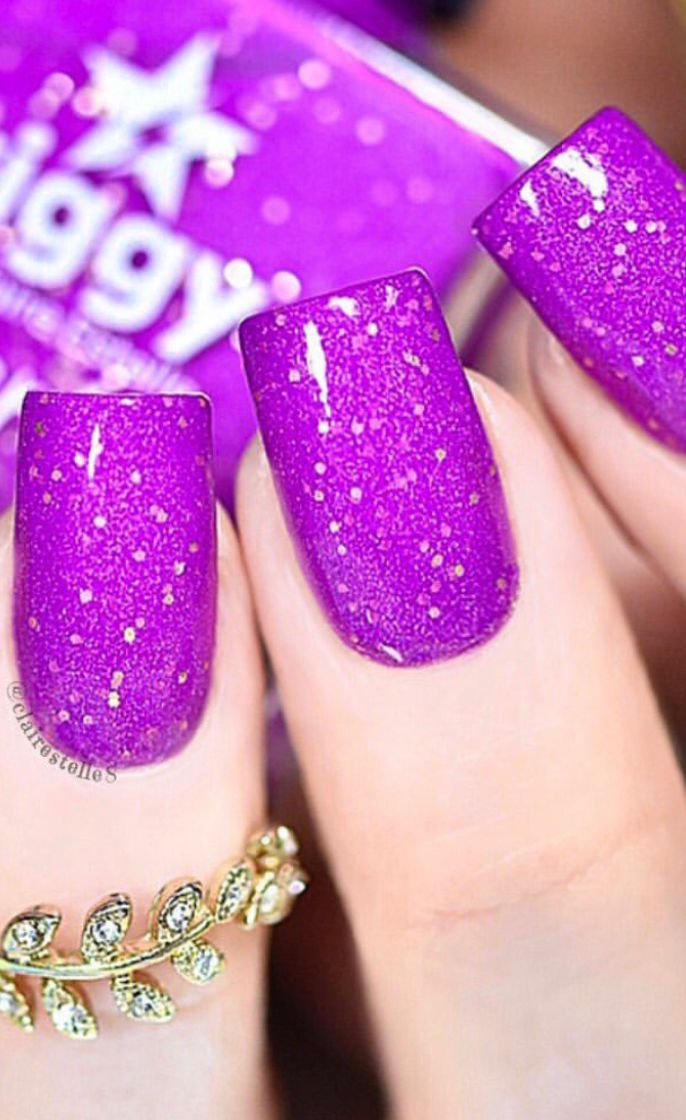 Nail Polish Addicts: 15 Signs That You’re Addicted